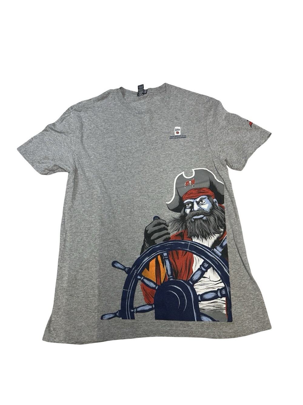 Tampa Bay Buccaneers Miller Lite Pirate Graphic T-Shirt Men’s Medium Gray NFL